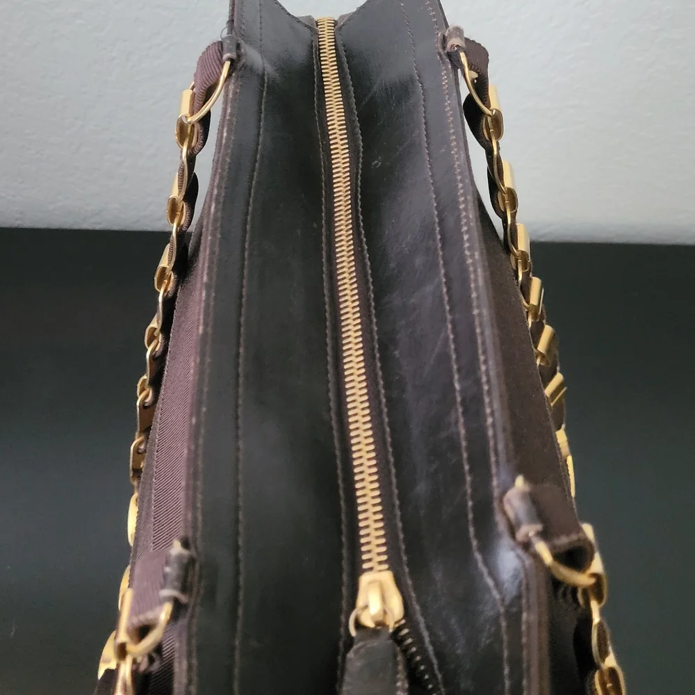 Salvatore Ferragamo Vintage Gancini Vara Chain Shoulder Bag - Picture 10 of 14